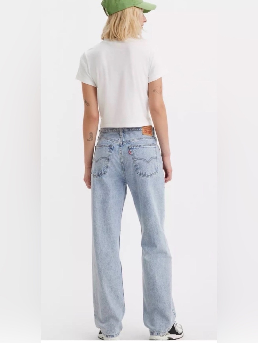 💙 Levi’s Low Pro Straight Jeans Size 25 Light Wash 100% Cotton